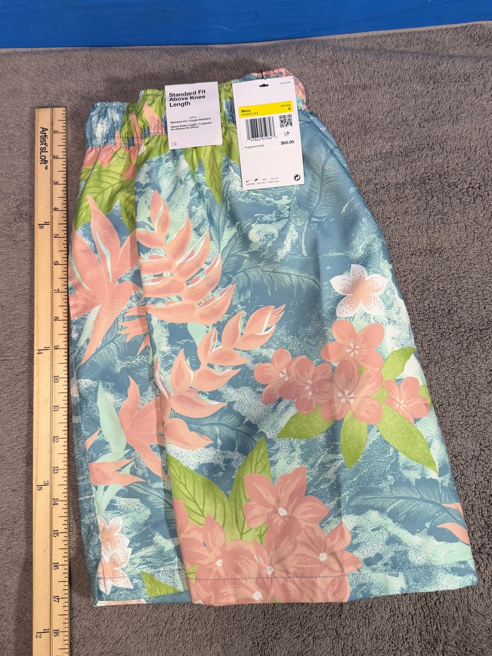 Nike club flow shorts
Brand new - Picture 6 of 14